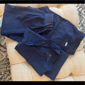 FIGS scrubs set- modern